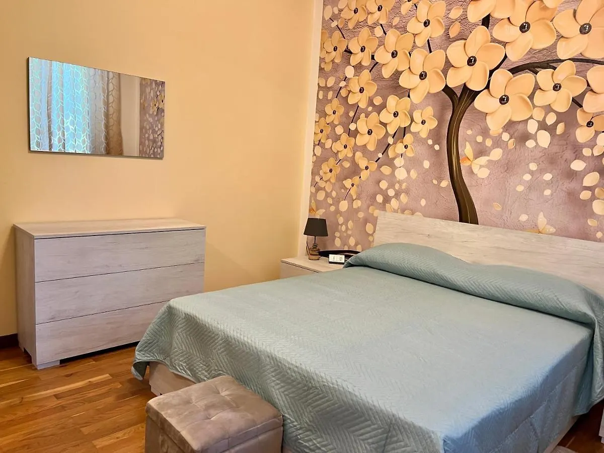 Lukas Home Con Il Cuore Appartamento 3 Camere Al Piano Terra E Appartamento 1 Camera In Taverna Merone Apartment