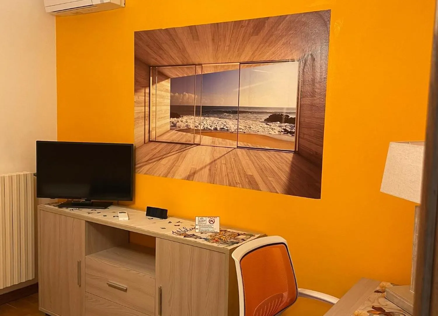 Lukas Home Con Il Cuore Appartamento 3 Camere Al Piano Terra E Appartamento 1 Camera In Taverna Merone 0*,